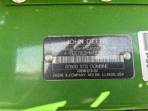 Image of John Deere S780 equipment image 2