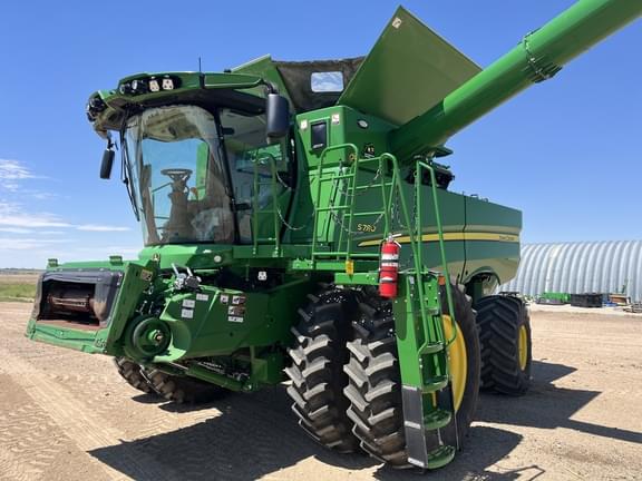 Image of John Deere S780 Primary image