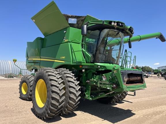Image of John Deere S780 equipment image 2
