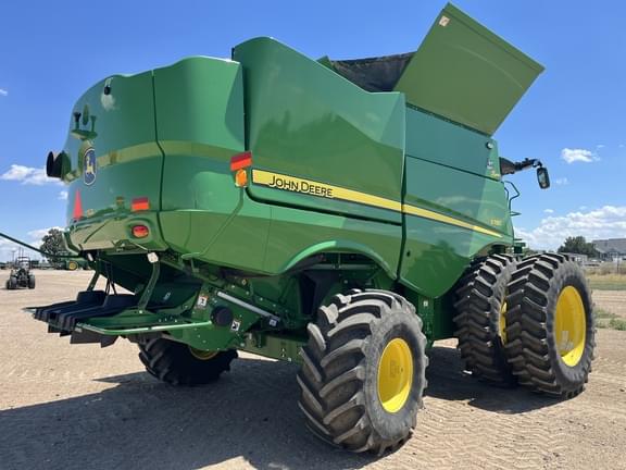 Image of John Deere S780 equipment image 4