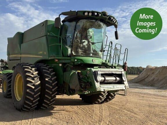 2022 John Deere S780 Equipment Image0