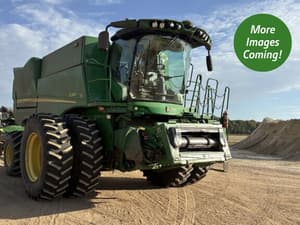 2022 John Deere S780 Image