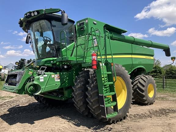 Image of John Deere S780 Primary image
