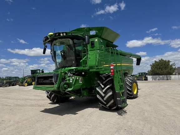 Main image John Deere S780