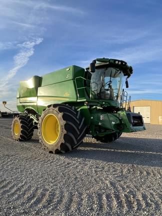 Main image John Deere S780