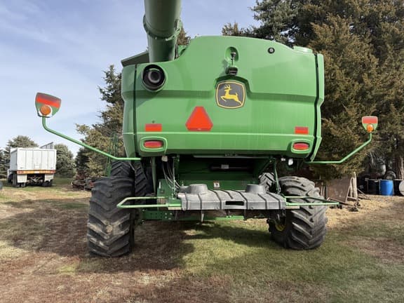 Image of John Deere S780 equipment image 4