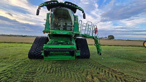 Image of John Deere S780 equipment image 4