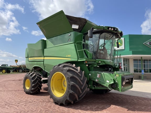 SOLD - 2022 John Deere S780 Stock No. 336076 Combines with 332 Hrs ...