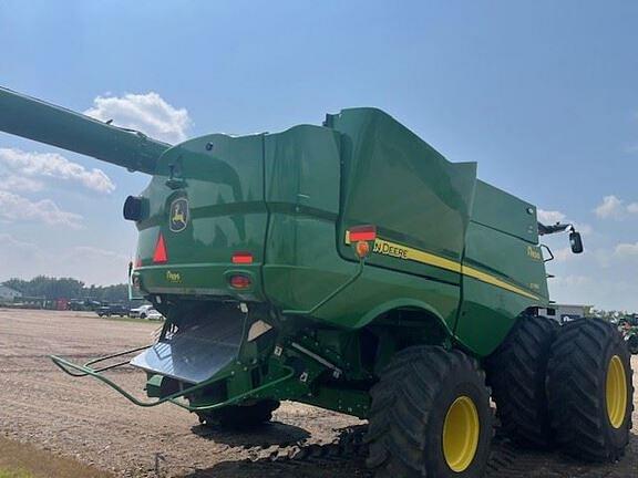 Image of John Deere S780 equipment image 4