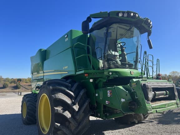Image of John Deere S780 equipment image 2