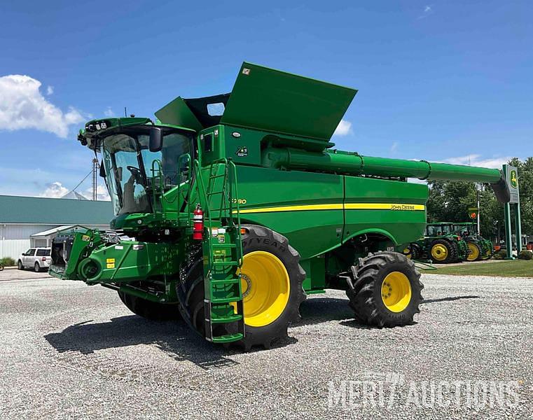 Image of John Deere S780 Primary image