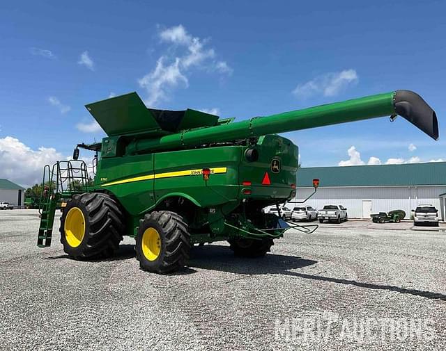 Image of John Deere S780 equipment image 2
