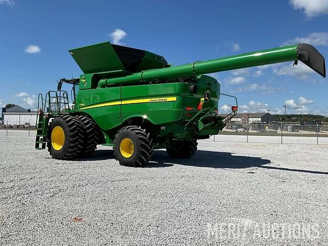 Image of John Deere S780 equipment image 2