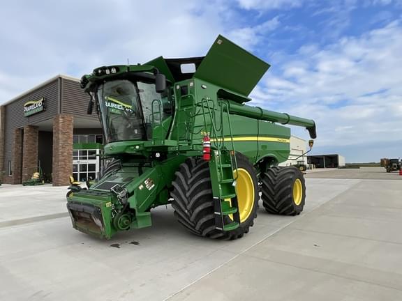 Image of John Deere S780 Primary image