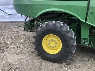 Main image John Deere S780 6