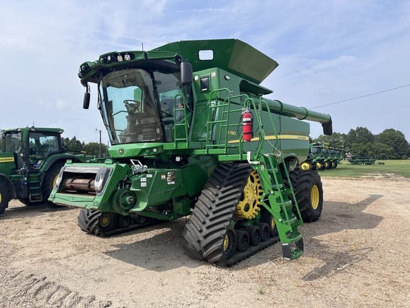 Main image John Deere S780