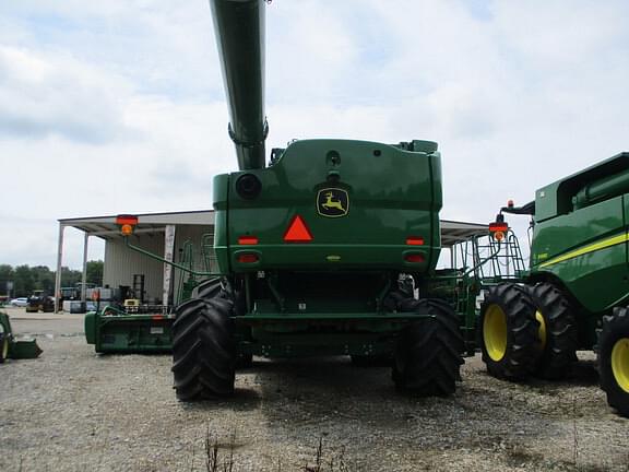 Image of John Deere S780 equipment image 4