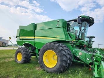 Main image John Deere S780
