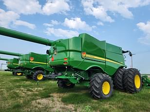 Main image John Deere S780 3