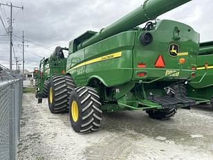 Main image John Deere S780 3