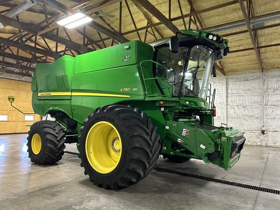 Image of John Deere S780 equipment image 1