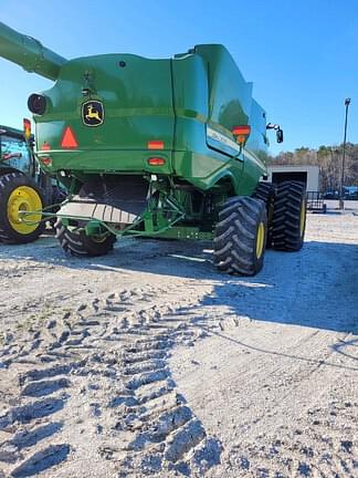Image of John Deere S780 equipment image 3