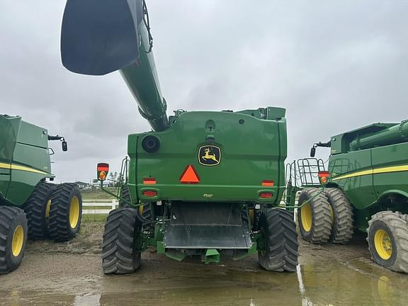 Image of John Deere S780 equipment image 4