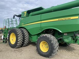 Main image John Deere S780 5