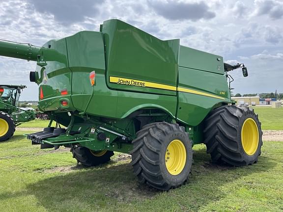 Image of John Deere S780 equipment image 4
