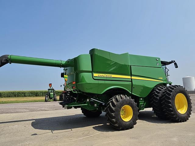 Image of John Deere S780 equipment image 4