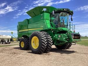 2022 John Deere S780 Image
