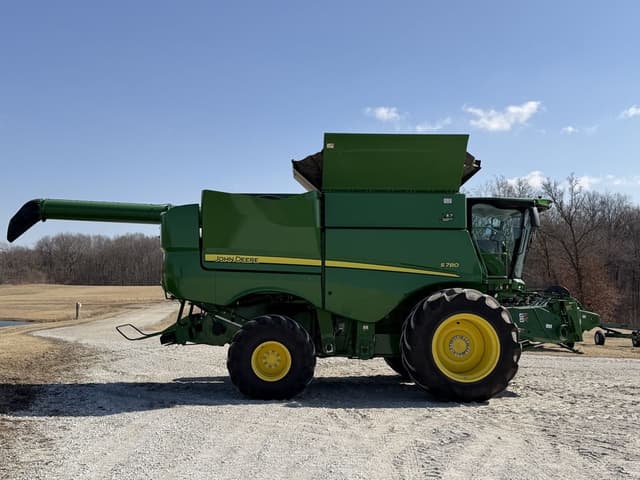 Image of John Deere S780 equipment image 3