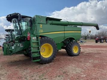 Main image John Deere S780
