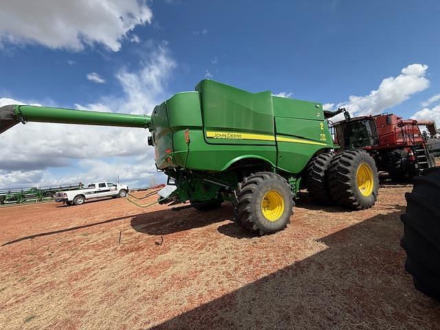 Image of John Deere S780 equipment image 4