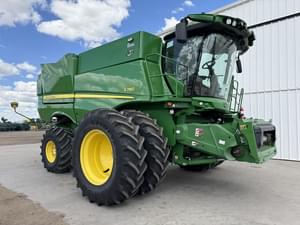 2022 John Deere S780 Image