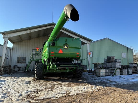 Image of John Deere S780 equipment image 3