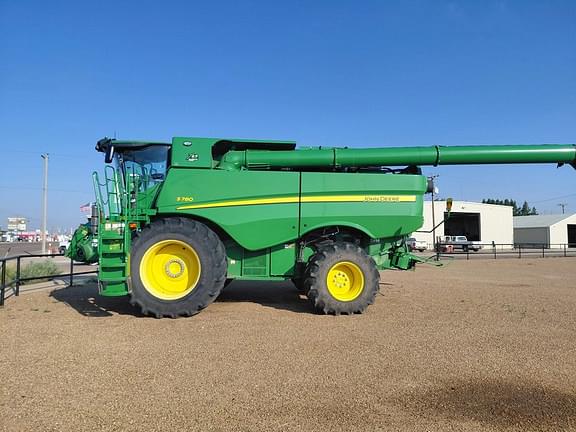 Image of John Deere S780 equipment image 1