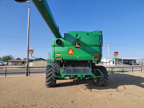 Image of John Deere S780 equipment image 3