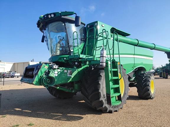 Image of John Deere S780 Primary image