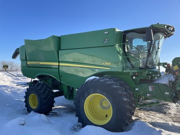 Main image John Deere S780