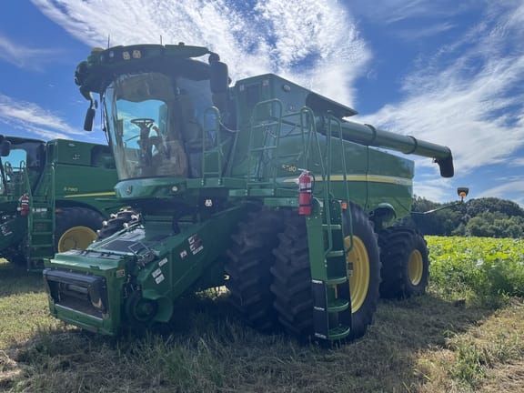 2022 John Deere S780 Equipment Image0