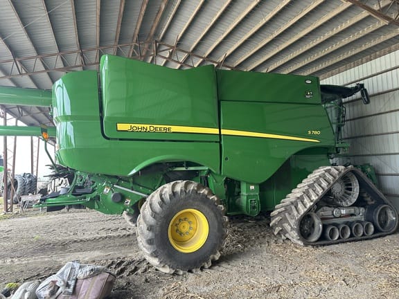 2022 John Deere S780 Equipment Image0