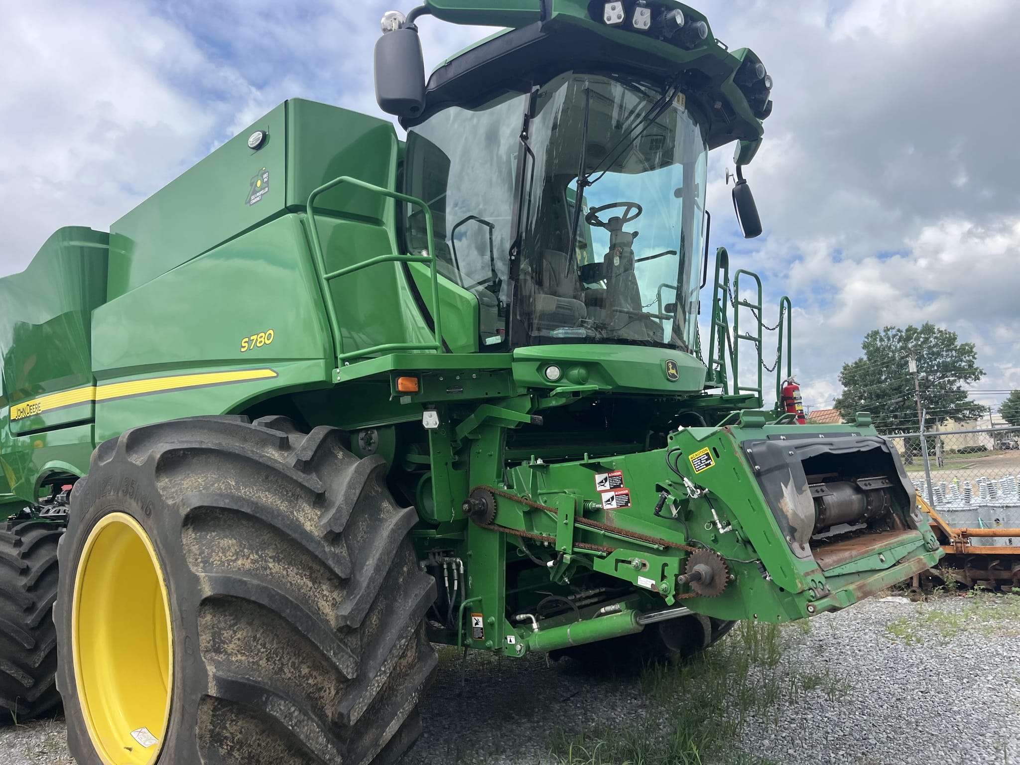 2022 John Deere S780 Equipment Image0