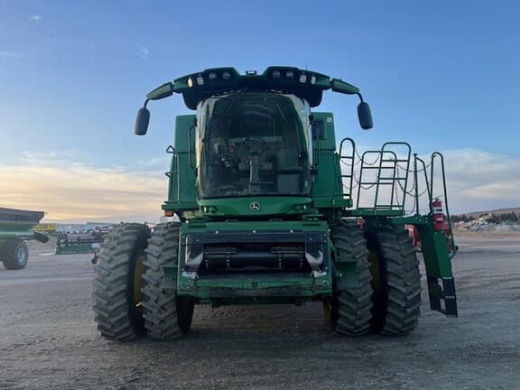 Image of John Deere S780 equipment image 2