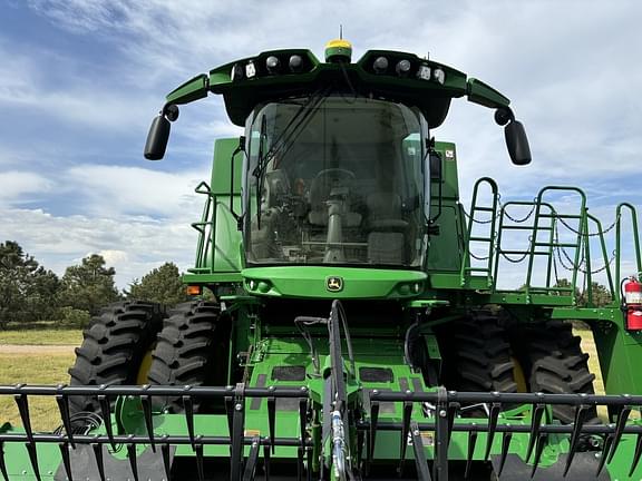 Image of John Deere S780 equipment image 2