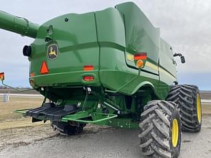 Main image John Deere S780 15