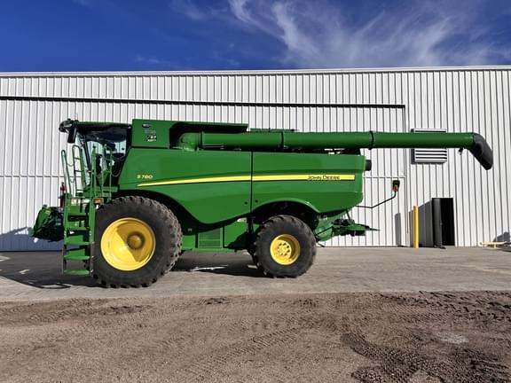 Image of John Deere S780 Primary image