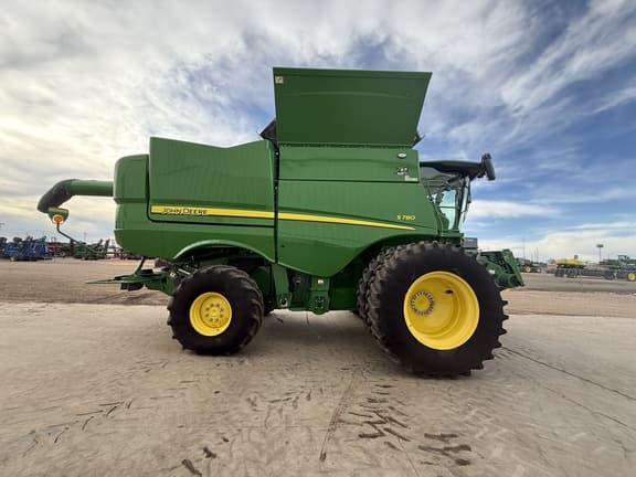 Image of John Deere S780 Primary image