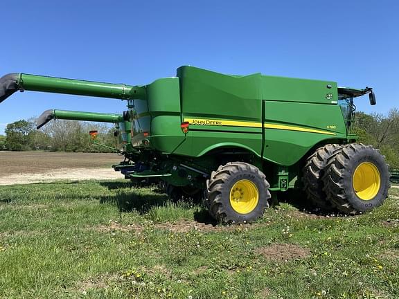 Image of John Deere S780 equipment image 1