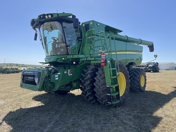 Image of John Deere S780 equipment image 2